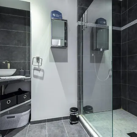 Ultra Large 2 Bdr Near Massena Square * Nice